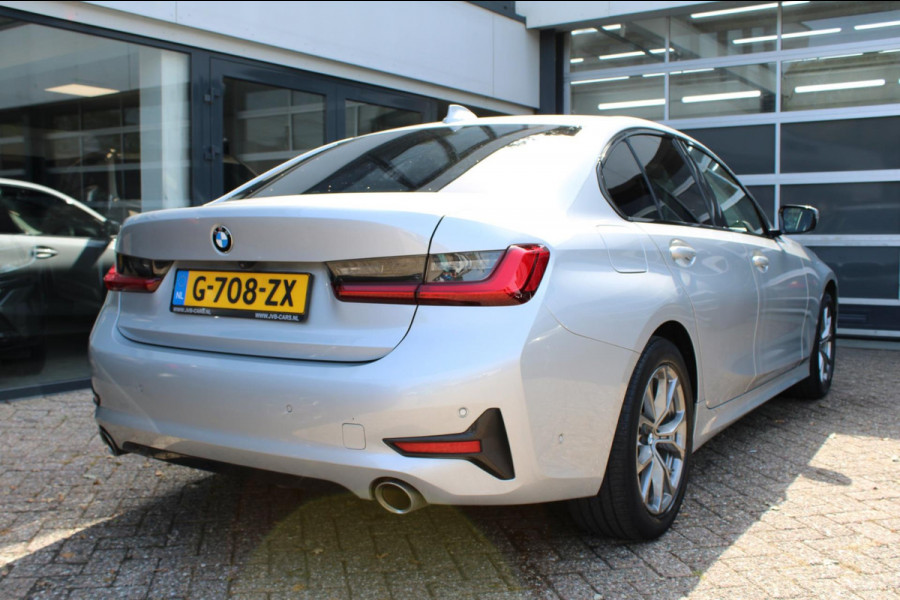 BMW 3-serie 320i High Executive Edition