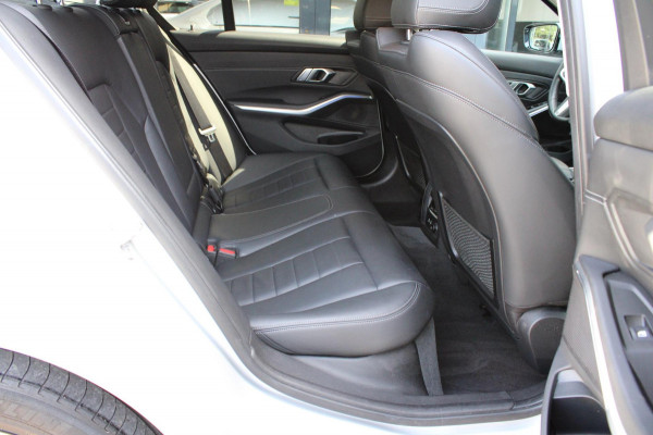 BMW 3-serie 320i High Executive Edition