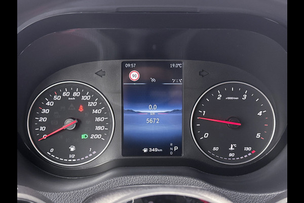 Mercedes-Benz Sprinter 317 1.9 CDI PRO L3H2 24 Maanden Certified Garantie 3500 KG Trekgewicht Navigatie Achteruitrijcamera LED Cruise Control