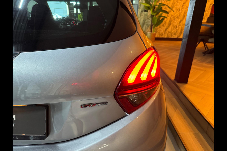 Peugeot 208 1.2 PureTech GT-Line Garantie Pano Camera PDC Cruise Clima Navi Bluetooth Led Rijklaar