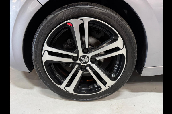 Peugeot 208 1.2 PureTech GT-Line Garantie Pano Camera PDC Cruise Clima Navi Bluetooth Led Rijklaar