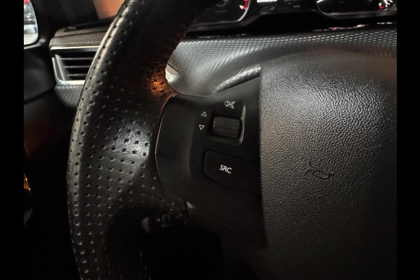 Peugeot 208 1.2 PureTech GT-Line Garantie Pano Camera PDC Cruise Clima Navi Bluetooth Led Rijklaar