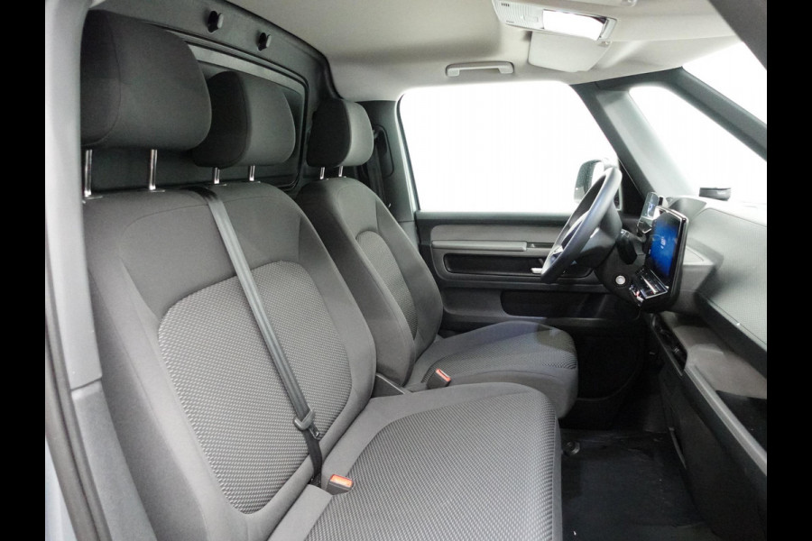 Volkswagen ID. Buzz Cargo 77 kWh 204pk Achterdeuren 3zits LED Cruise control Navigatie/ Apple Carplay