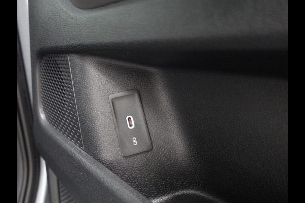 Volkswagen ID. Buzz Cargo 77 kWh 204pk Achterdeuren 3zits LED Cruise control Navigatie/ Apple Carplay