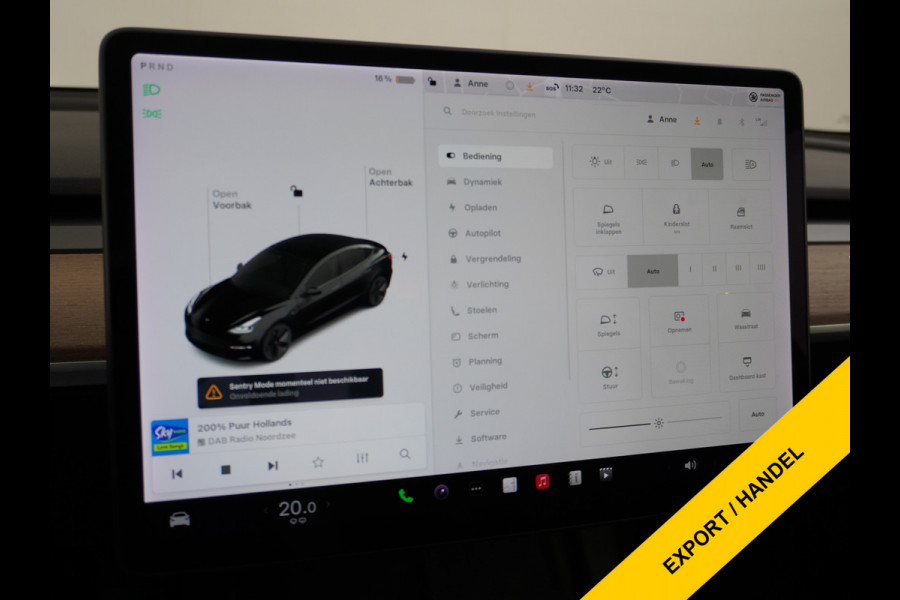 Tesla Model 3 RWD SR+ Nwe Model 60kWh LFP 283 PK Trekhaak Warmtepomp Elektr.A-klep FSD-3 Sentry Mode Bankverwarmd FSD 18" Premium Luidspr. Aut Navi LED Comfortstoelen ACC DAB Keyless en Voorverwarmen interieur via App One-Pedal-Drive Origineel Nederlandse auto Garantie Accu/Motor tot 31-03-2029 max 160.000km 1.584kg licht!