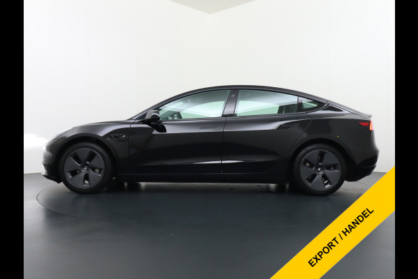 Tesla Model 3 RWD SR+ Nwe Model 60kWh LFP 283 PK Trekhaak Warmtepomp Elektr.A-klep FSD-3 Sentry Mode Bankverwarmd FSD 18" Premium Luidspr. Aut Navi LED Comfortstoelen ACC DAB Keyless en Voorverwarmen interieur via App One-Pedal-Drive Origineel Nederlandse auto Garantie Accu/Motor tot 31-03-2029 max 160.000km 1.584kg licht!