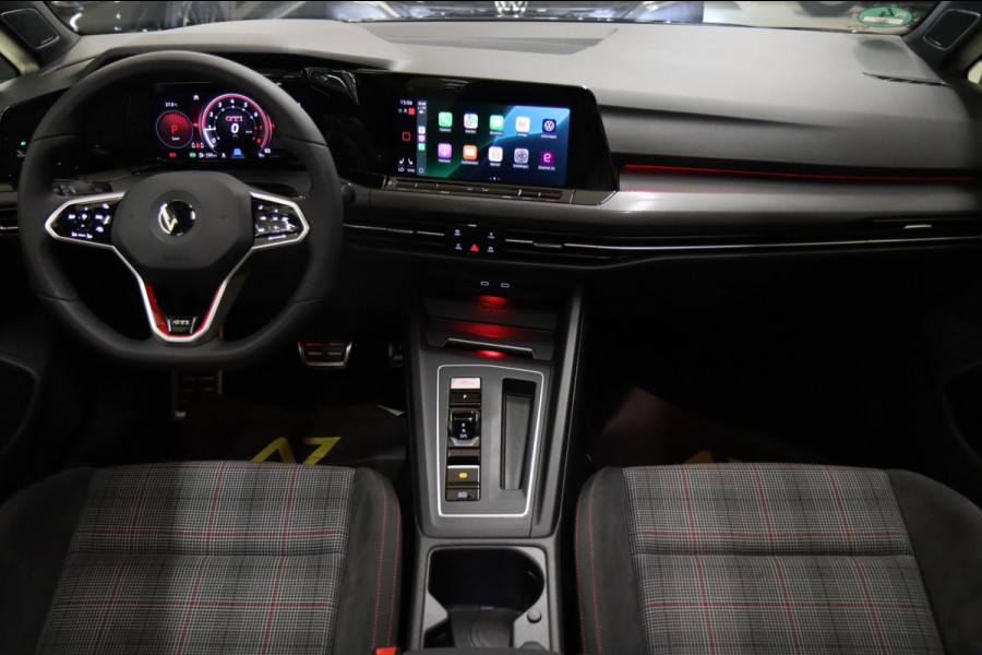 Volkswagen Golf 2.0 TSI GTI PANO/CARPLAY/IQ/KEYLESS/ACC/LANE/H&K/SFEER/VOL!
