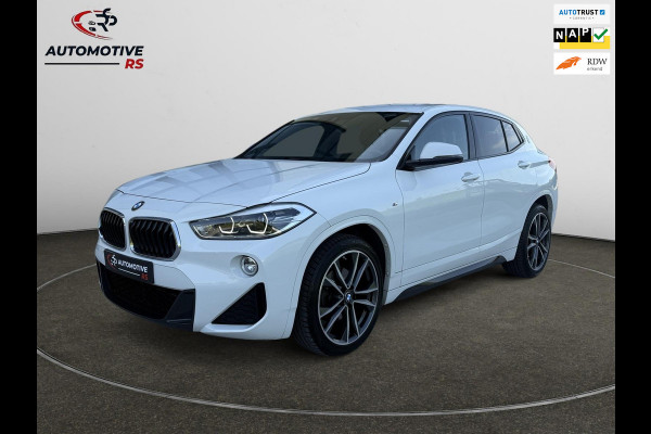 BMW X2 SDrive18i High Executive |PDC V+A | LED|Cruise| Shadow-line | 19" M-Velgen | M-Alcantara Sportstoelen | Navi | Camera|
