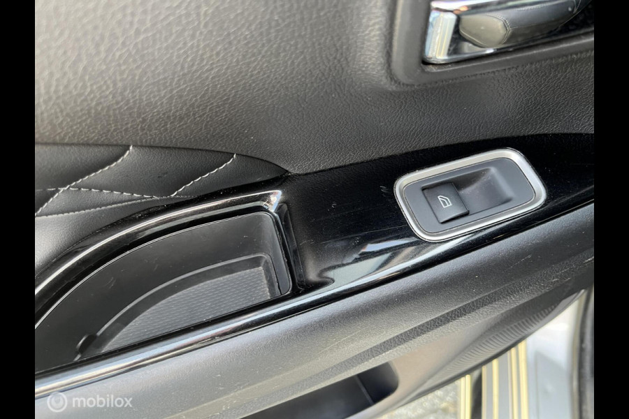 Mitsubishi Outlander 2.4 PHEV Instyle|trekhaak|zonnedak|leer