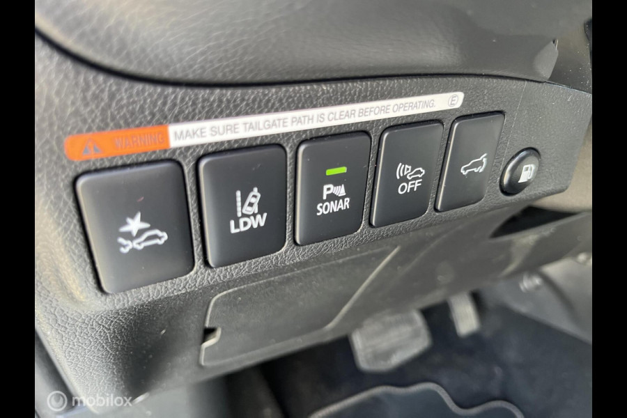 Mitsubishi Outlander 2.4 PHEV Instyle|trekhaak|zonnedak|leer