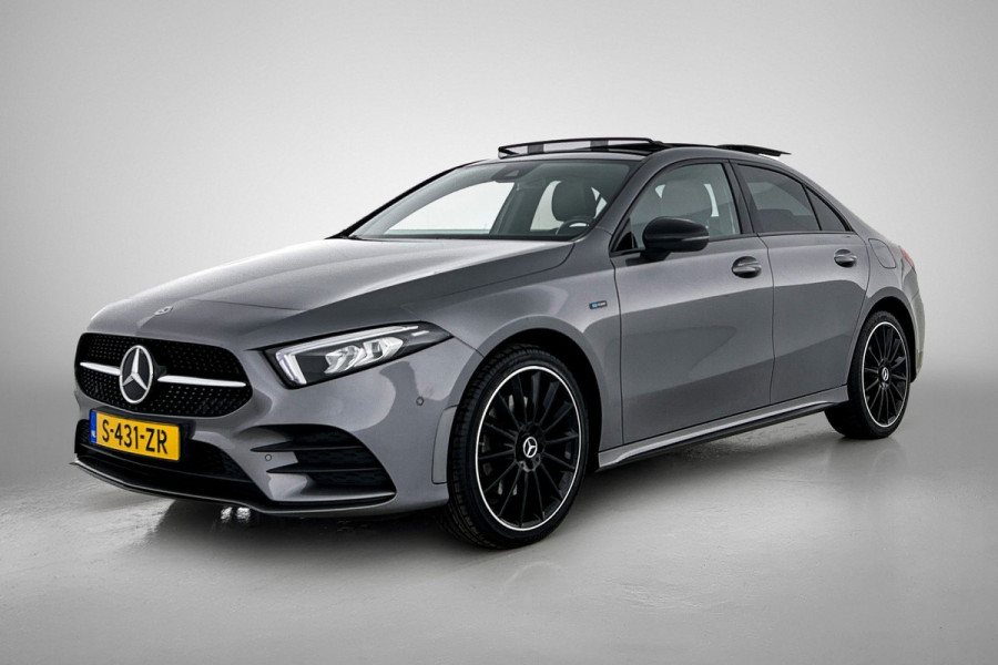 Mercedes-Benz A-Klasse 250 e Business Solution AMG Limited (Goed OnderH, Panorama, SfeerV, Carplay, Lane Assist, Navi, StoelV, Etc
