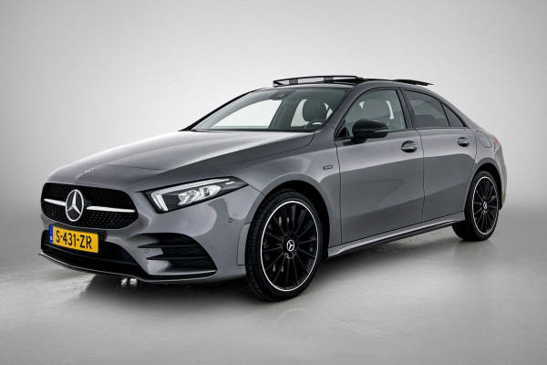 Mercedes-Benz A-Klasse 250 e Business Solution AMG Limited (Goed OnderH, Panorama, SfeerV, Carplay, Lane Assist, Navi, StoelV, Etc