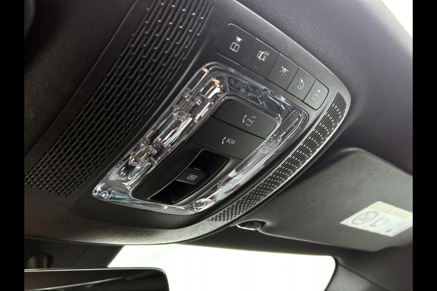 Mercedes-Benz A-Klasse 250 e Business Solution AMG Limited (Goed OnderH, Panorama, SfeerV, Carplay, Lane Assist, Navi, StoelV, Etc
