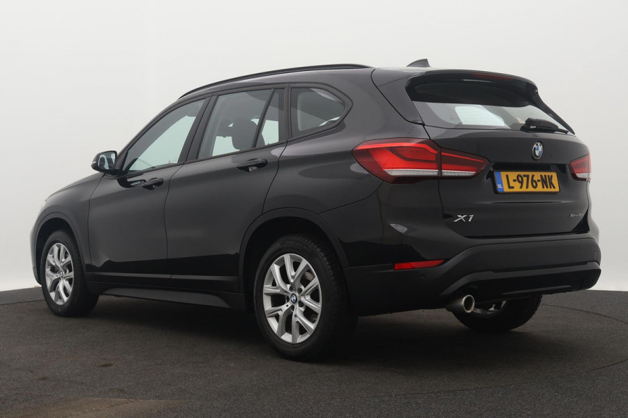 BMW X1 SDrive18i Business Edition OPRUIMPRIJS!!|Dealer onderH|NL-Auto| HEAD-UP | Cruise control|Climate Contr| ETC