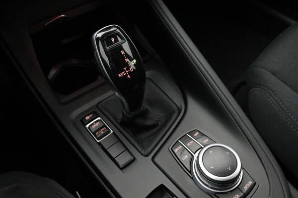 BMW X1 SDrive18i Business Edition OPRUIMPRIJS!!|Dealer onderH|NL-Auto| HEAD-UP | Cruise control|Climate Contr| ETC