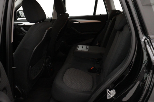 BMW X1 SDrive18i Business Edition OPRUIMPRIJS!!|Dealer onderH|NL-Auto| HEAD-UP | Cruise control|Climate Contr| ETC