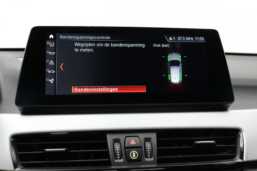 BMW X1 SDrive18i Business Edition OPRUIMPRIJS!!|Dealer onderH|NL-Auto| HEAD-UP | Cruise control|Climate Contr| ETC