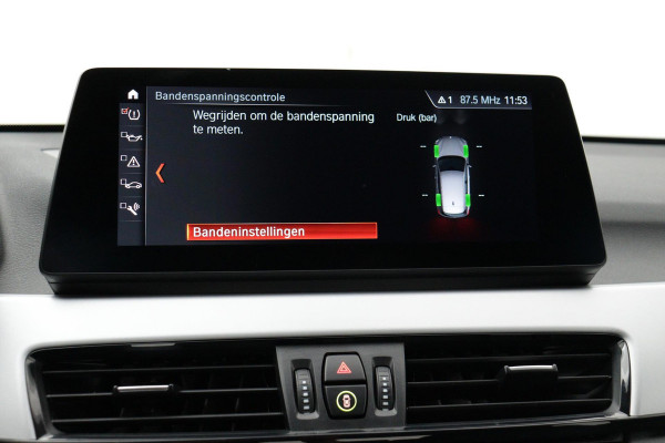 BMW X1 SDrive18i Business Edition OPRUIMPRIJS!!|Dealer onderH|NL-Auto| HEAD-UP | Cruise control|Climate Contr| ETC