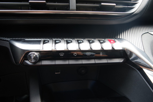 Peugeot 3008 1.2 131 PK PureTech Blue Lease Active, Carplay, Camera, Cruise Control