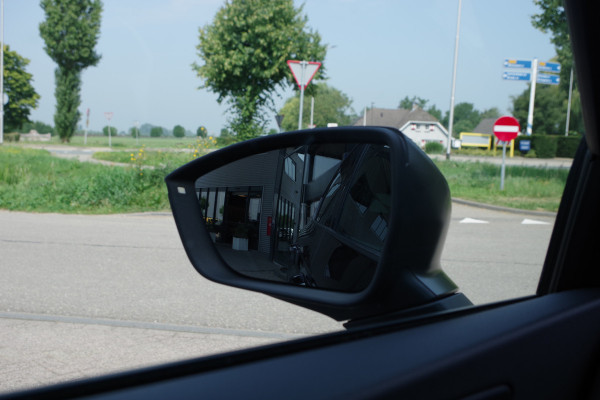 Seat Ateca 1.5 TSI 150 PK FR Business Intense, Cruise Control, Beats Audio, 360 Camera