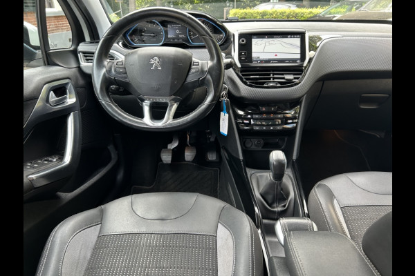 Peugeot 2008 1.2 PT 110pk Allure Camera, Navi, Carplay, Trekhaak, 1 Eig