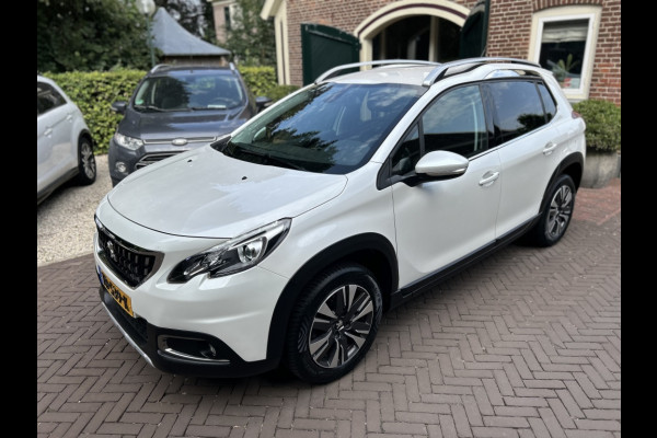 Peugeot 2008 1.2 PT 110pk Allure Camera, Navi, Carplay, Trekhaak, 1 Eig