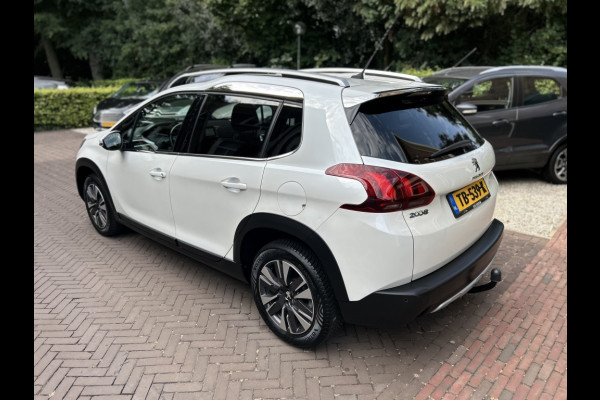 Peugeot 2008 1.2 PT 110pk Allure Camera, Navi, Carplay, Trekhaak, 1 Eig