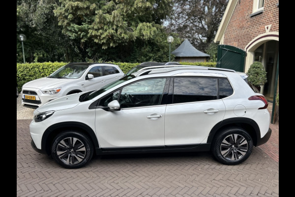 Peugeot 2008 1.2 PT 110pk Allure Camera, Navi, Carplay, Trekhaak, 1 Eig