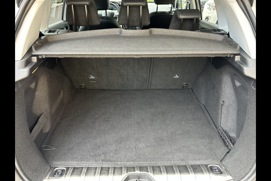 Peugeot 2008 1.2 PT 110pk Allure Camera, Navi, Carplay, Trekhaak, 1 Eig
