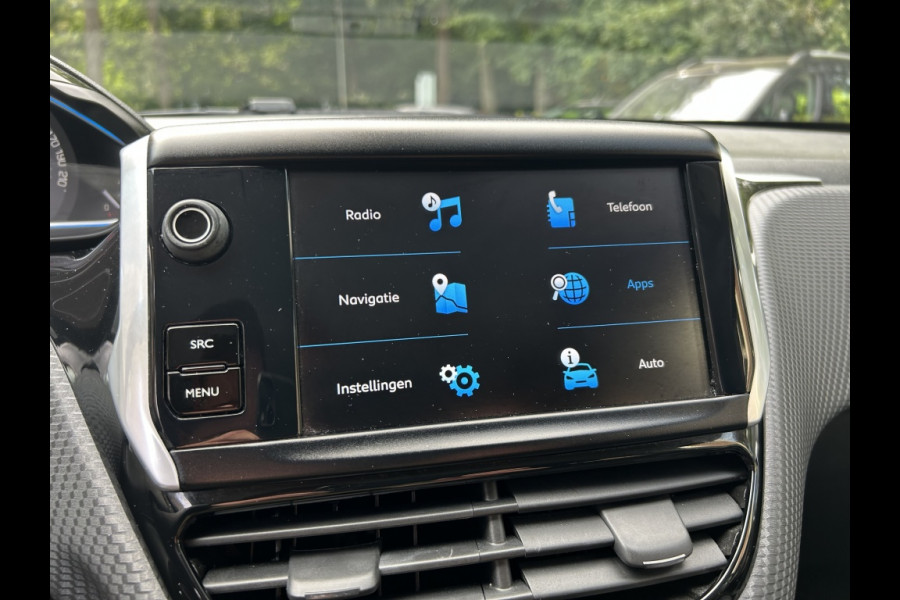 Peugeot 2008 1.2 PT 110pk Allure Camera, Navi, Carplay, Trekhaak, 1 Eig
