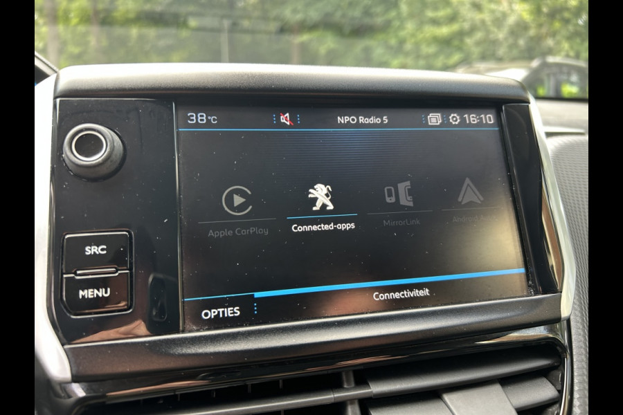 Peugeot 2008 1.2 PT 110pk Allure Camera, Navi, Carplay, Trekhaak, 1 Eig