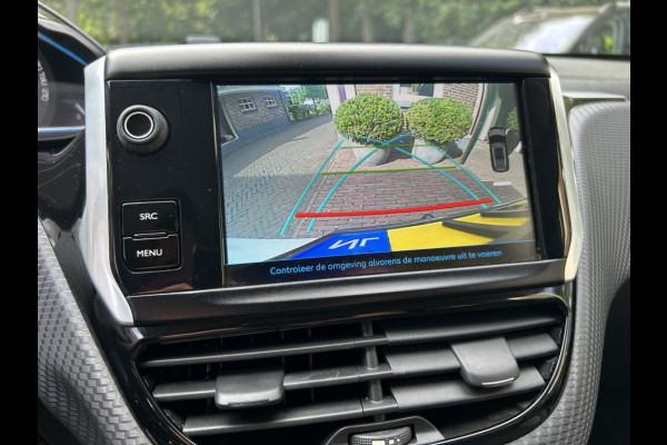 Peugeot 2008 1.2 PT 110pk Allure Camera, Navi, Carplay, Trekhaak, 1 Eig