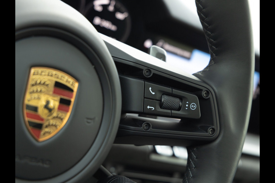 Porsche 911 3.0 Carrera GTS - Schuif-Kanteldak Glas - Bose - Verwarmd Stuurwiel