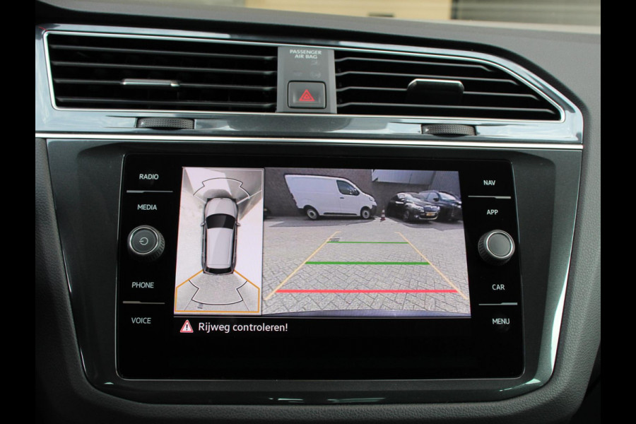 Volkswagen Tiguan 1.4 TSI 245pk PHEV Life AUT NAV Navigatie Apple Carplay/Android Auto Parkeersensoren Adaptive Cruise Control Elektrische achterklep Virtual Cockpit Climate Control Keyless Entry