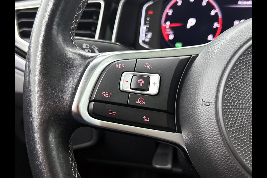 Volkswagen Polo 1.0 TSI Highline Business R Automaat (PANORAMADAK, VIRTUAL, CARPLAY, CAMERA, ADAPTIEVE CRUISE, GOED ONDERHOUDEN)