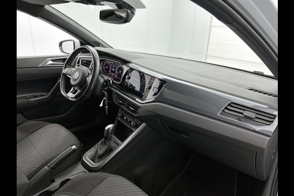 Volkswagen Polo 1.0 TSI Highline Business R Automaat (PANORAMADAK, VIRTUAL, CARPLAY, CAMERA, ADAPTIEVE CRUISE, GOED ONDERHOUDEN)