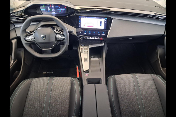 Peugeot e-408 Allure 58 kWh | Navigatie | Achteruitrijcamera | Stoel/Stuurverwarming | Keyless Entry | Apple Carplay/Android Auto |