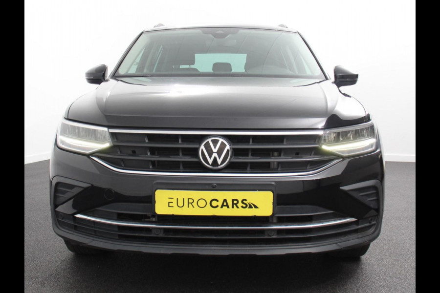 Volkswagen Tiguan 1.4 TSI 245pk PHEV Life AUT NAV Navigatie Apple Carplay/Android Auto Parkeersensoren Adaptive Cruise Control Elektrische achterklep Virtual Cockpit Climate Control Keyless Entry