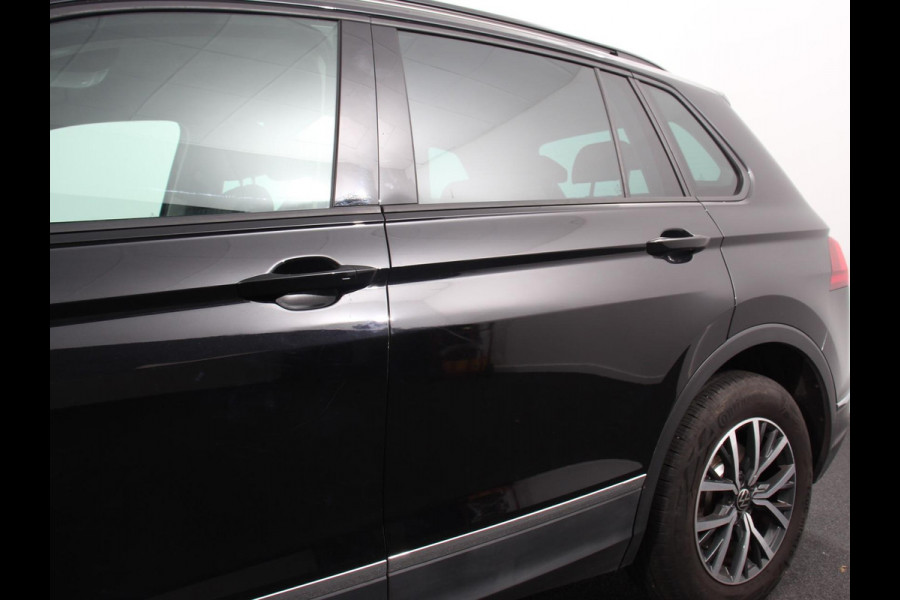 Volkswagen Tiguan 1.4 TSI 245pk PHEV Life AUT NAV Navigatie Apple Carplay/Android Auto Parkeersensoren Adaptive Cruise Control Elektrische achterklep Virtual Cockpit Climate Control Keyless Entry