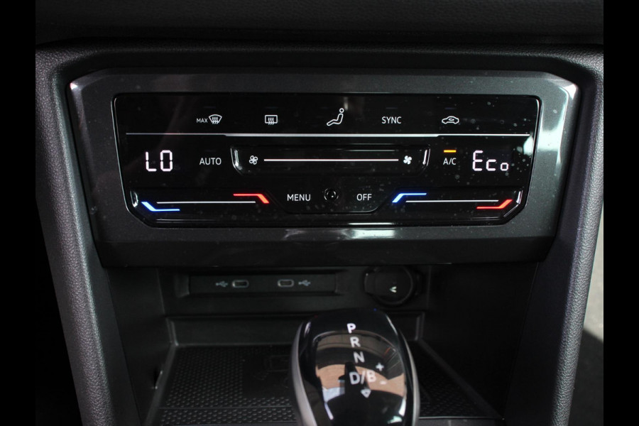 Volkswagen Tiguan 1.4 TSI 245pk PHEV Life AUT NAV Navigatie Apple Carplay/Android Auto Parkeersensoren Adaptive Cruise Control Elektrische achterklep Virtual Cockpit Climate Control Keyless Entry