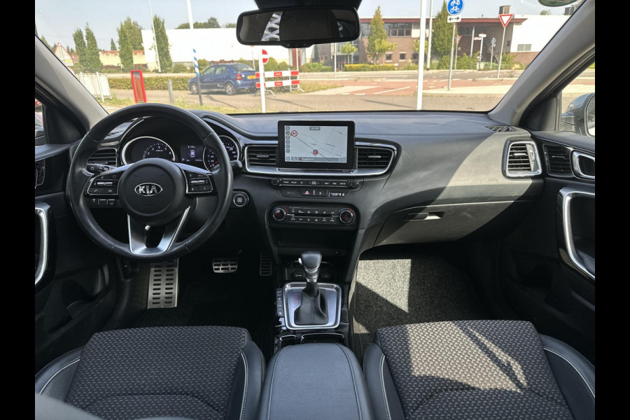 Kia Ceed Sportswagon 1.4 T-GDi DynamicPlusLine | ACHTERUITRIJ CAMERA | PARKEER SENSOREN VOOR EN ACHTER | NACIGATIE SYSTEEM |