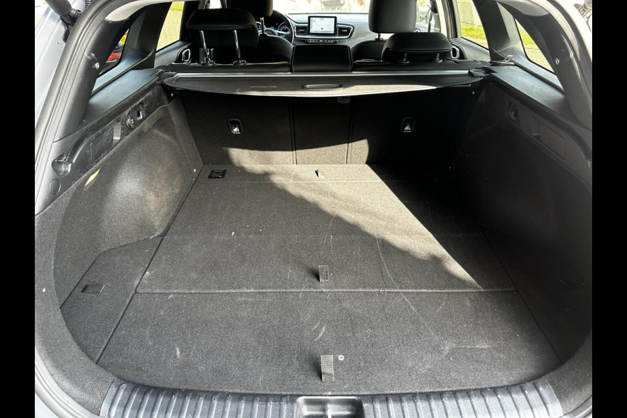 Kia Ceed Sportswagon 1.4 T-GDi DynamicPlusLine | ACHTERUITRIJ CAMERA | PARKEER SENSOREN VOOR EN ACHTER | NACIGATIE SYSTEEM |