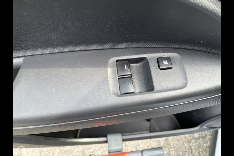 Mitsubishi Space Star 1.2 Connect+