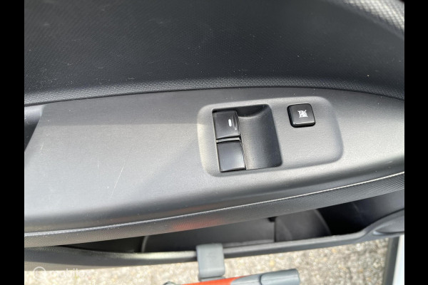 Mitsubishi Space Star 1.2 Connect+