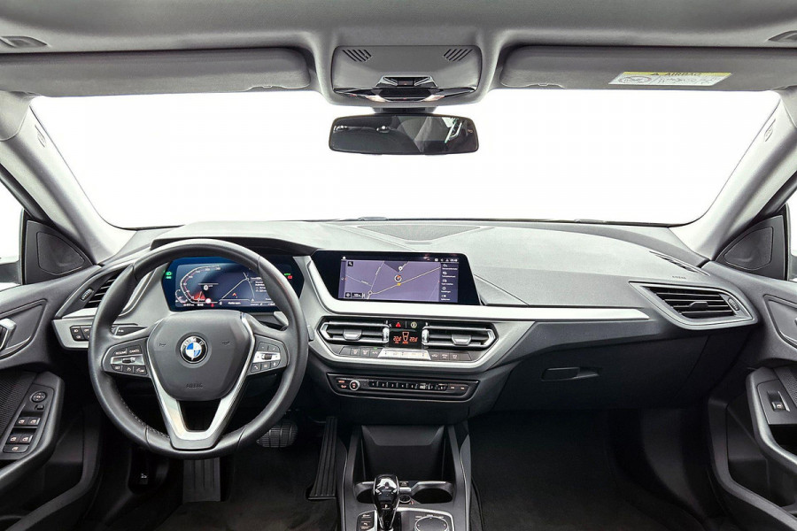 BMW 2 Serie Gran Coupé 218i High Executive Automaat (PANORAMADAK, NAVIGATIE, LED, CARPLAY, 1e EIGENAAR, GOED ONDERHOUDEN)
