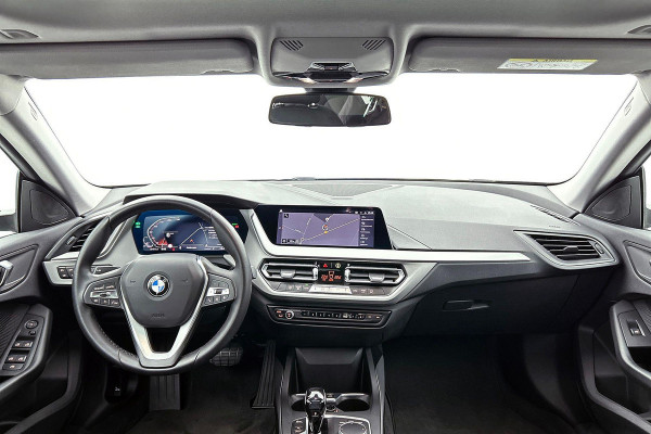 BMW 2 Serie Gran Coupé 218i High Executive Automaat (PANORAMADAK, NAVIGATIE, LED, CARPLAY, 1e EIGENAAR, GOED ONDERHOUDEN)