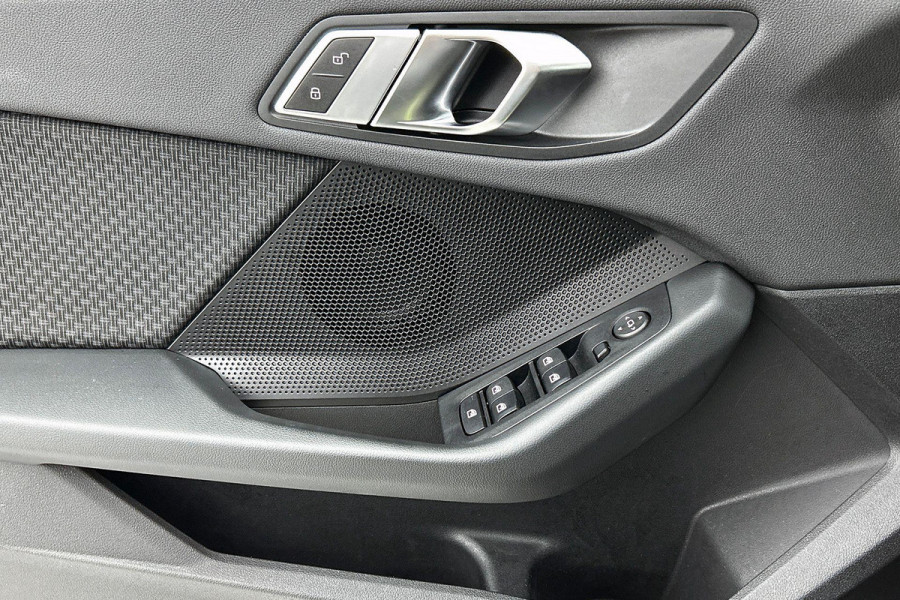 BMW 2 Serie Gran Coupé 218i High Executive Automaat (PANORAMADAK, NAVIGATIE, LED, CARPLAY, 1e EIGENAAR, GOED ONDERHOUDEN)