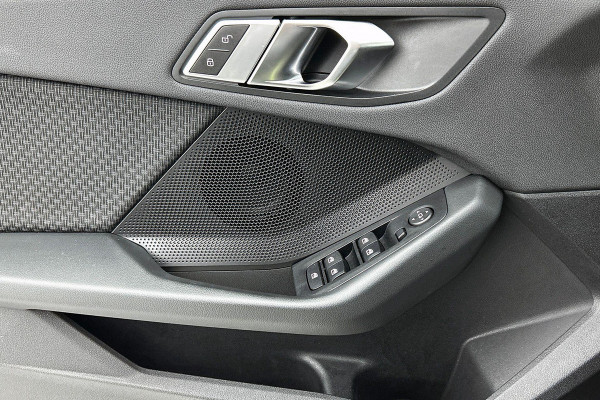 BMW 2 Serie Gran Coupé 218i High Executive Automaat (PANORAMADAK, NAVIGATIE, LED, CARPLAY, 1e EIGENAAR, GOED ONDERHOUDEN)