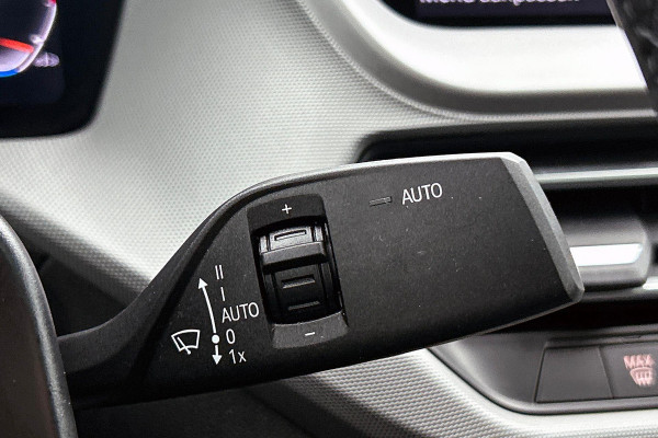 BMW 2 Serie Gran Coupé 218i High Executive Automaat (PANORAMADAK, NAVIGATIE, LED, CARPLAY, 1e EIGENAAR, GOED ONDERHOUDEN)