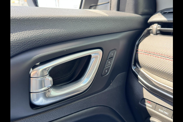 Jeep Compass 4xe 240 Plug-in Hybrid Electric Trailhawk | Apple Carplay | Lederen bekleding |